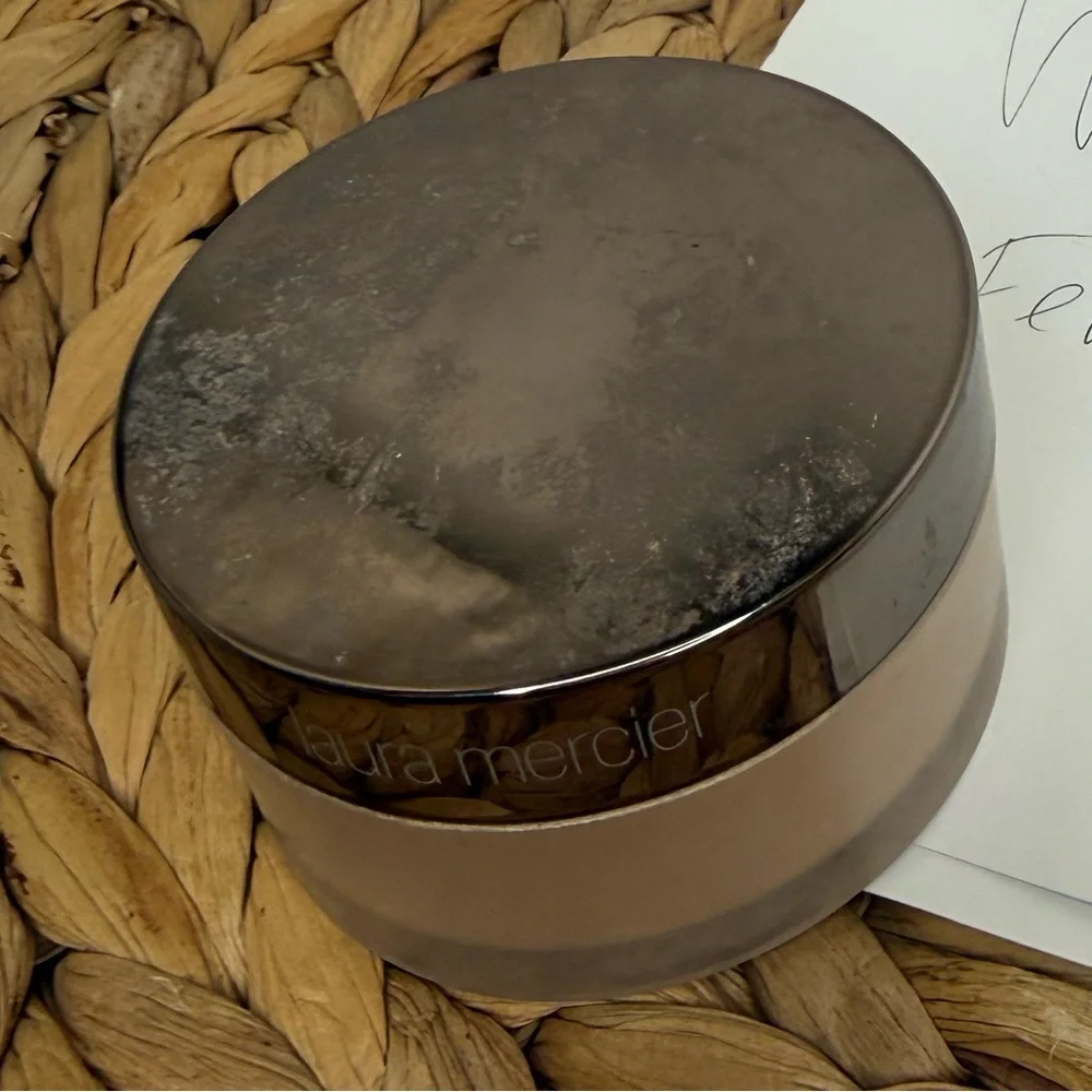 Laura Mercier Powder Translucent Glow Loose Setting Loose Makeup set neutral